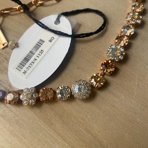 Mariana Flower Crystal Rose Gold Plated Champagne Blush Statement Necklace NWT - Picture 8 of 11